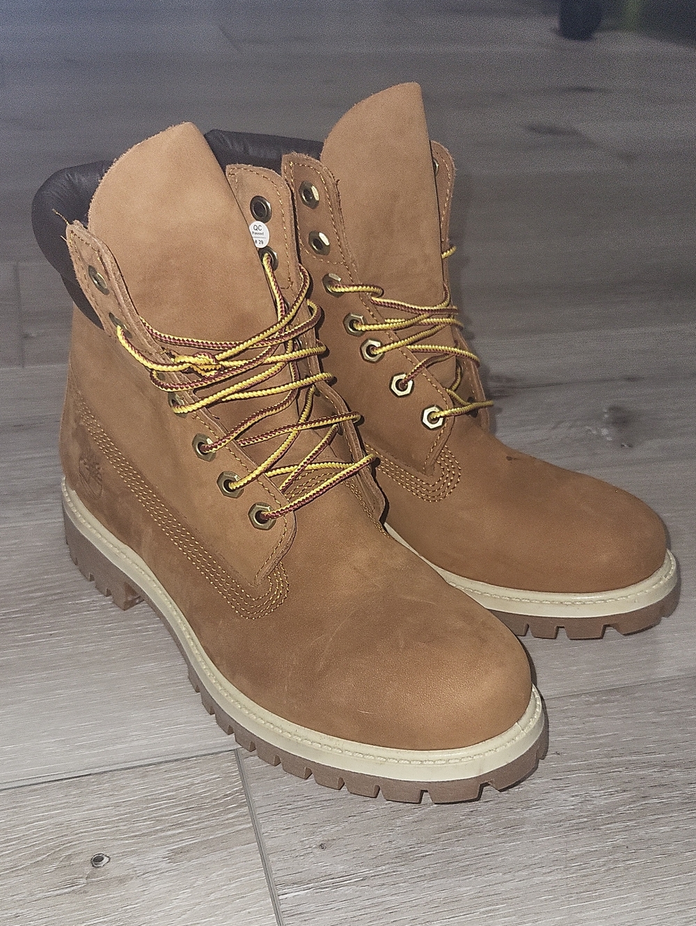 🥾 Classic Timberland  Wheat Work Boots - Lace-Up Timber Style